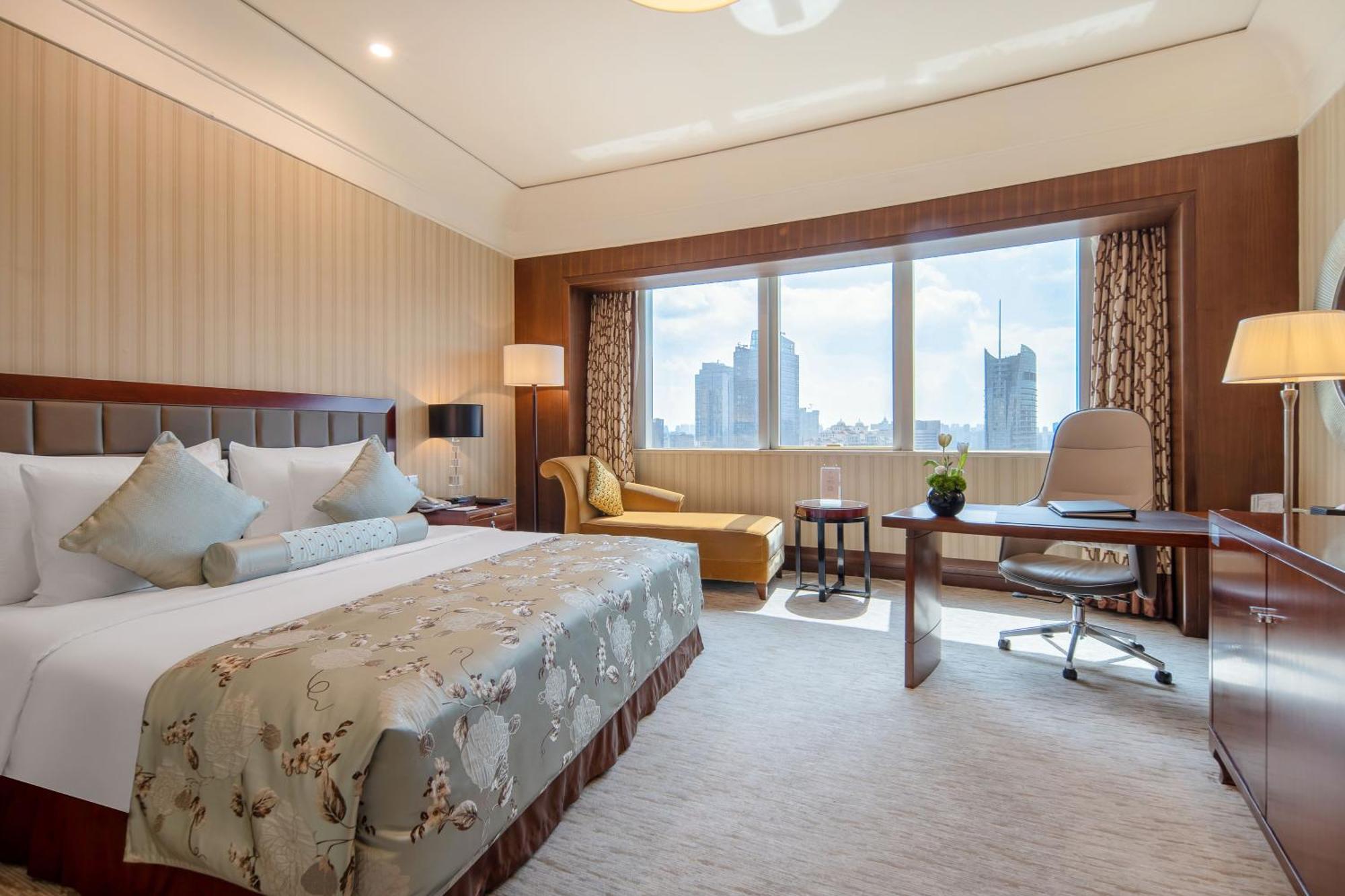 Wuhan Jin Jiang International Hotel Exterior photo